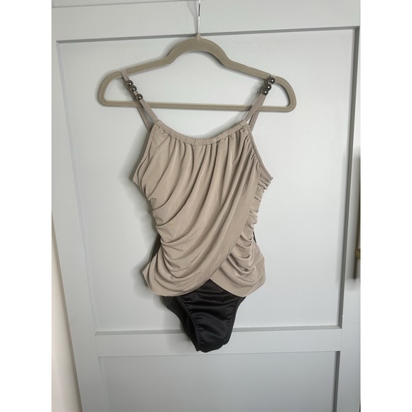 Magic Suit by Miraclesuit Lisa Taupe Gray Black Slimming One Piece Swimsuit Sz 8 - Picture 1 of 8
